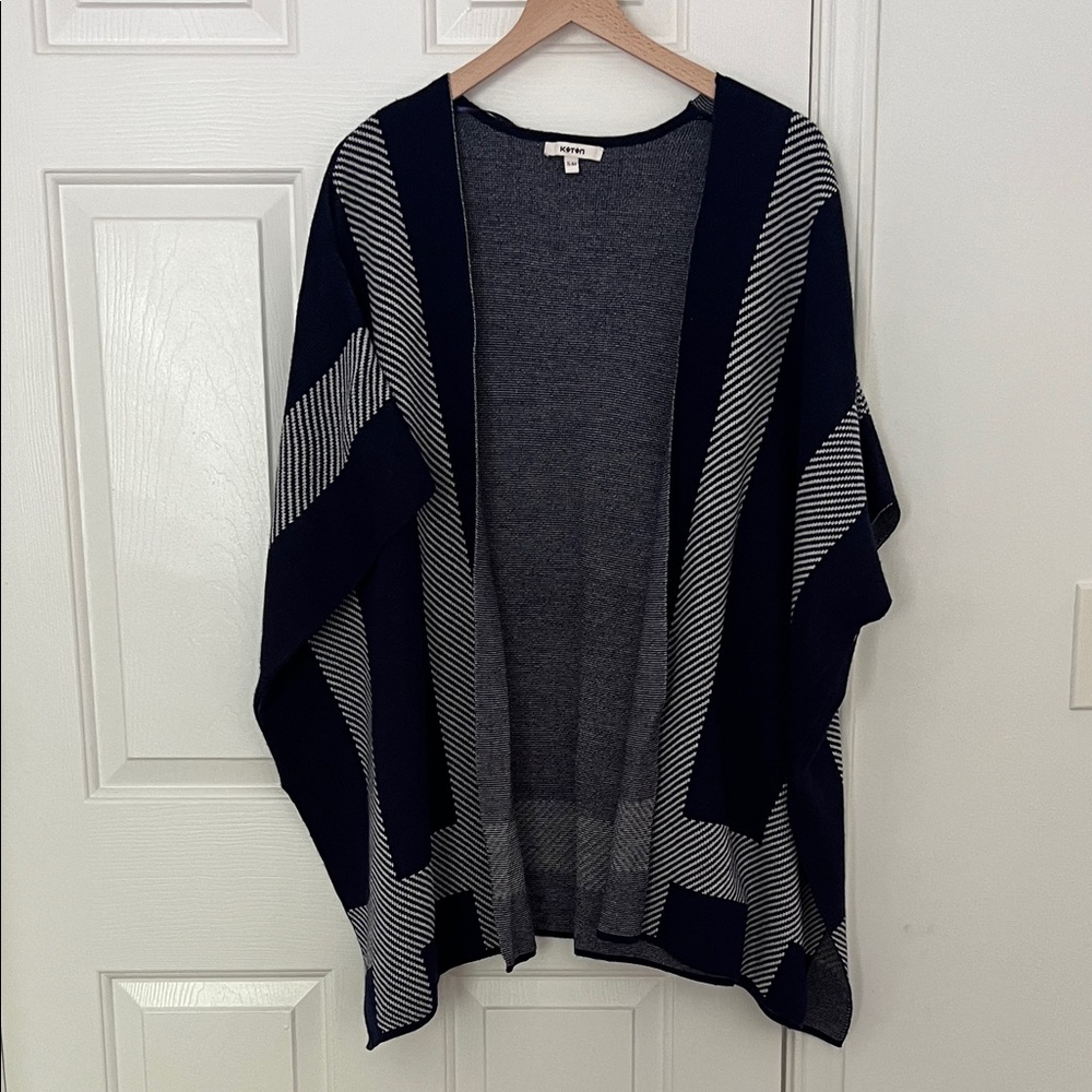 Poncho style shawl oversized small medium koton brand